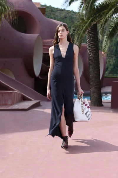 Look 40